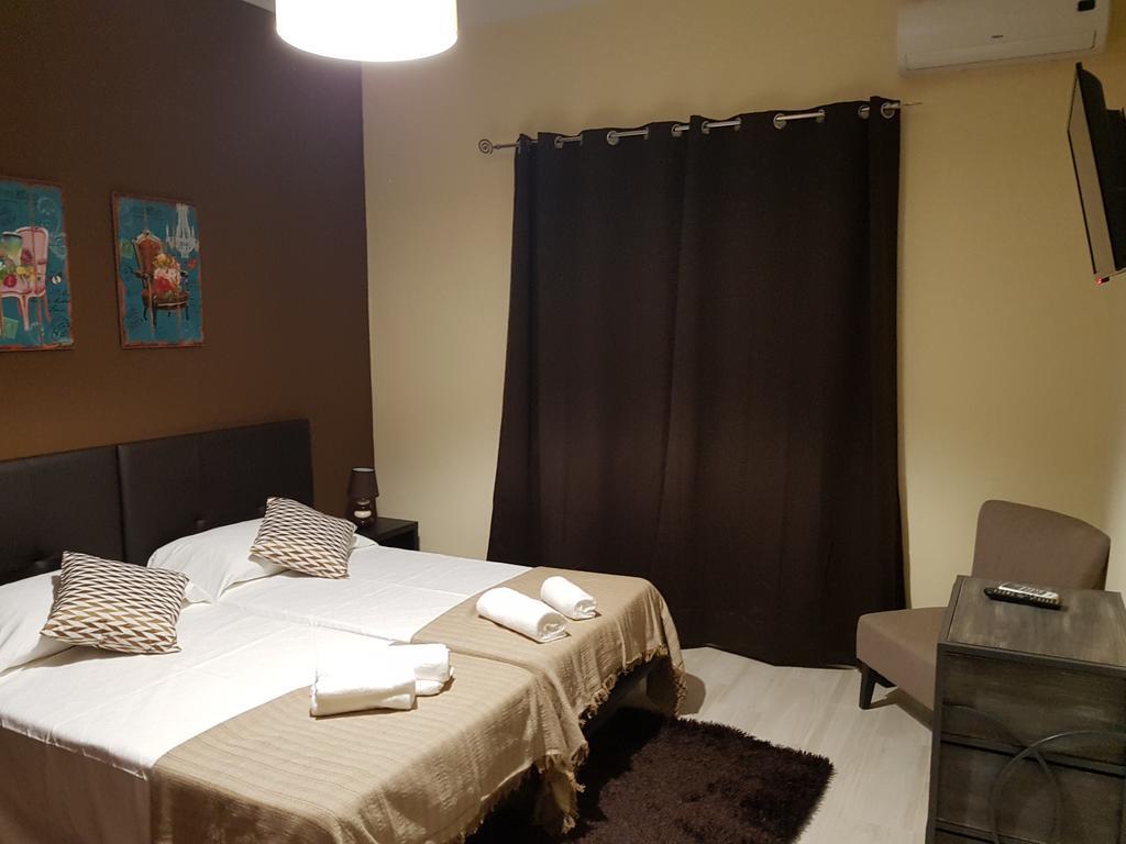 Almancil Hostel Eksteriør bilde